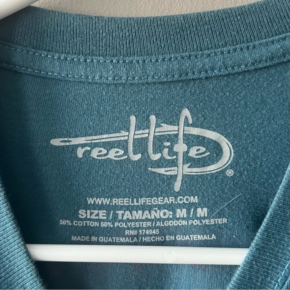 Reel Life Men’s Blue Graphic T-Shirt Size Medium - Picture 3 of 5
